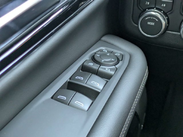 Used 2026 GMC Yukon Elevation AWD/4WD image 26