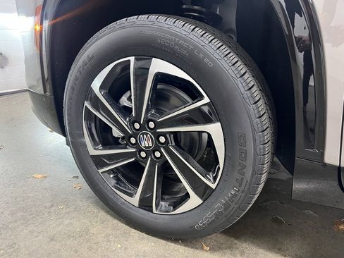 New 2026 Buick Enclave Sport Touring image 9