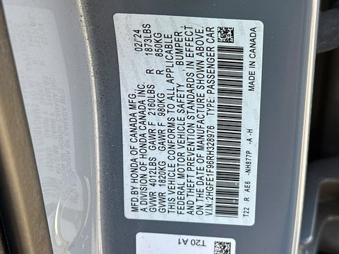 Used 2024 Honda Civic Touring image 31