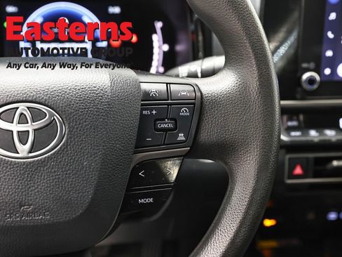 Used 2025 Toyota Camry LE FWD image 15