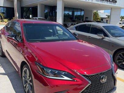 Used 2019 Lexus ES 350 F Sport w/ Accessory Package 2