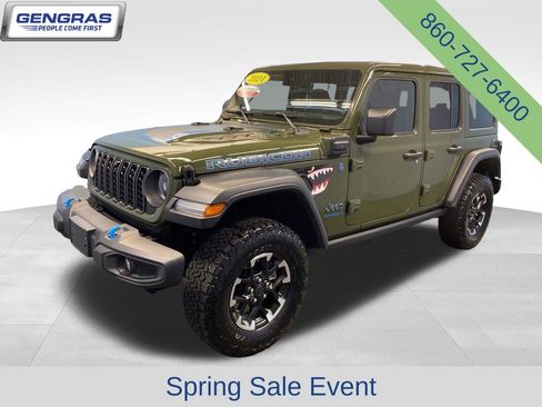 Used 2024 Jeep Wrangler Unlimited Rubicon 4xe w/ Technology Group AWD/4WD image 3