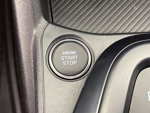 Used 2025 Kia K4 FWD image 25