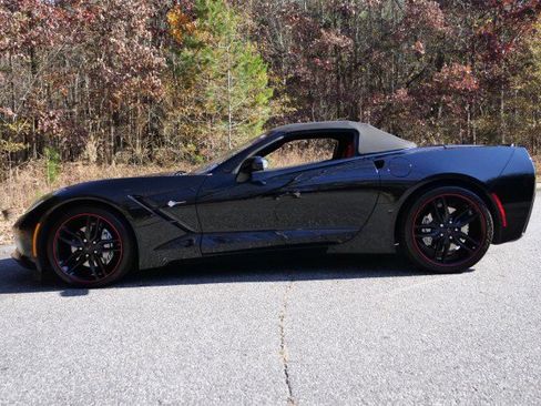 Used 2019 Chevrolet Corvette Stingray Convertible w/ 1LT image 27