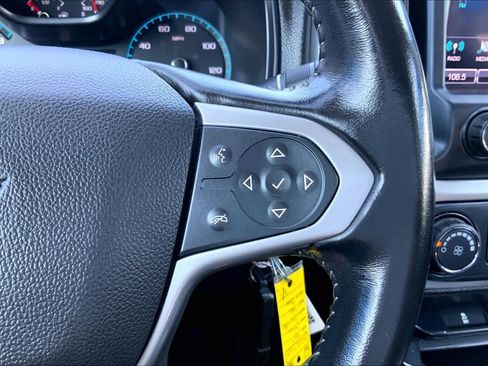 Used 2017 Chevrolet Colorado LT RWD image 25