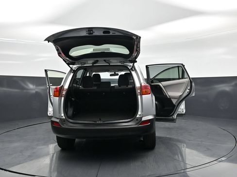Used 2013 Toyota RAV4 LE FWD image 30