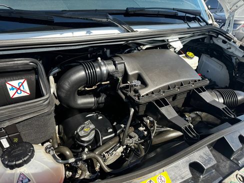 Used 2021 Mercedes-Benz Sprinter 2500 image 31