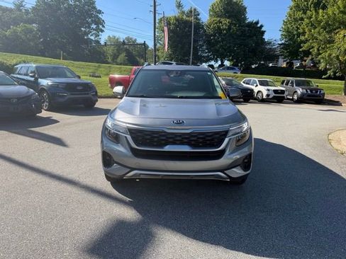 Used 2021 Kia Seltos EX AWD/4WD image 8