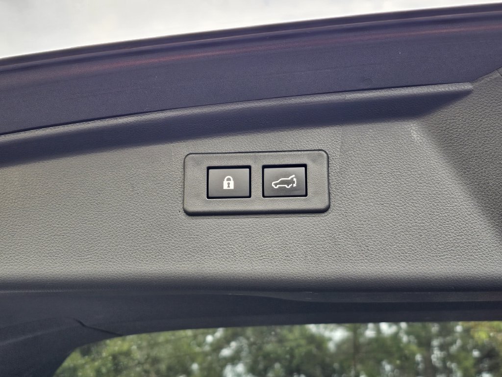 Used 2022 Subaru Outback Premium AWD/4WD image 10