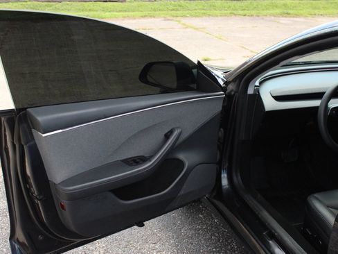 Used 2024 Tesla Model 3 Standard Range RWD image 16