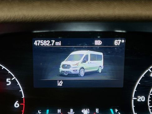 Used 2024 Ford Transit 350 XLT RWD image 8