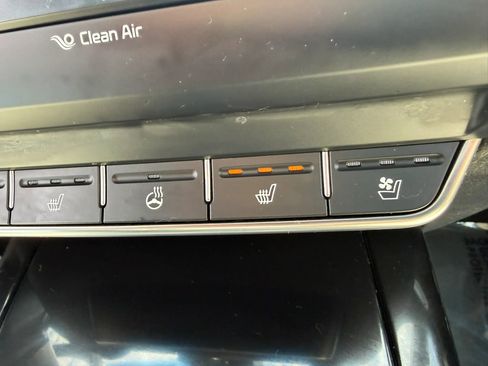 Used 2017 Kia Sorento SX AWD/4WD image 29