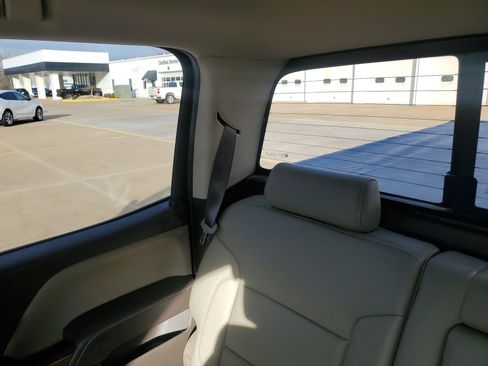 Used 2018 GMC Sierra 1500 SLT w/ SLT Premium Package image 13