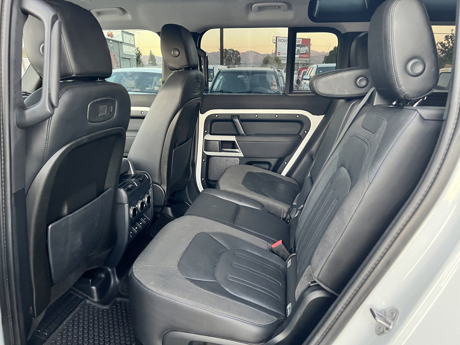 Used 2020 Land Rover Defender 110 S AWD/4WD image 17