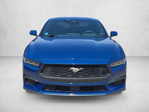 Used 2024 Ford Mustang Coupe RWD image 2