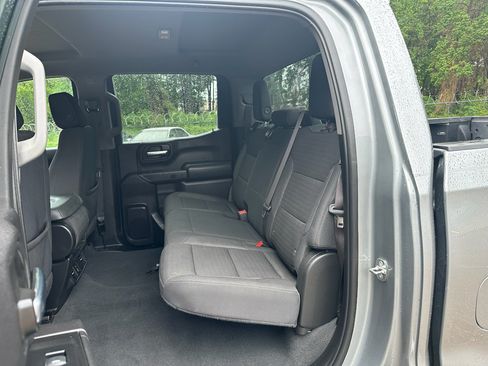 Used 2024 Chevrolet Silverado 1500 Custom AWD/4WD image 9
