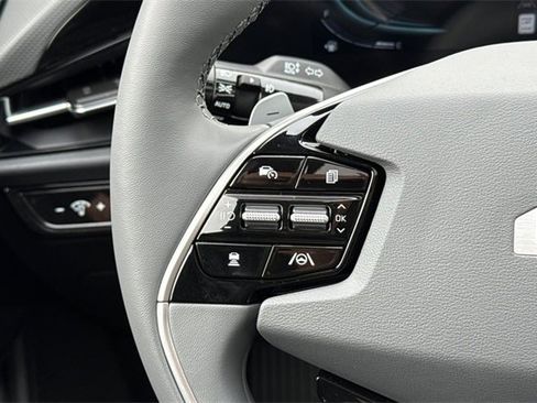 New 2026 Kia Niro SX image 30