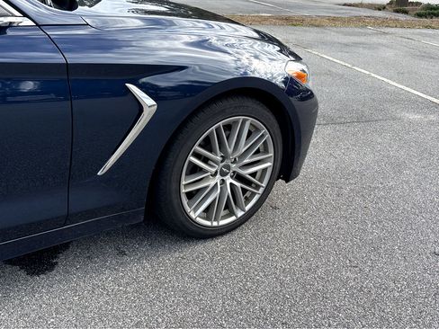 Used 2021 Genesis G70 2.0T image 24