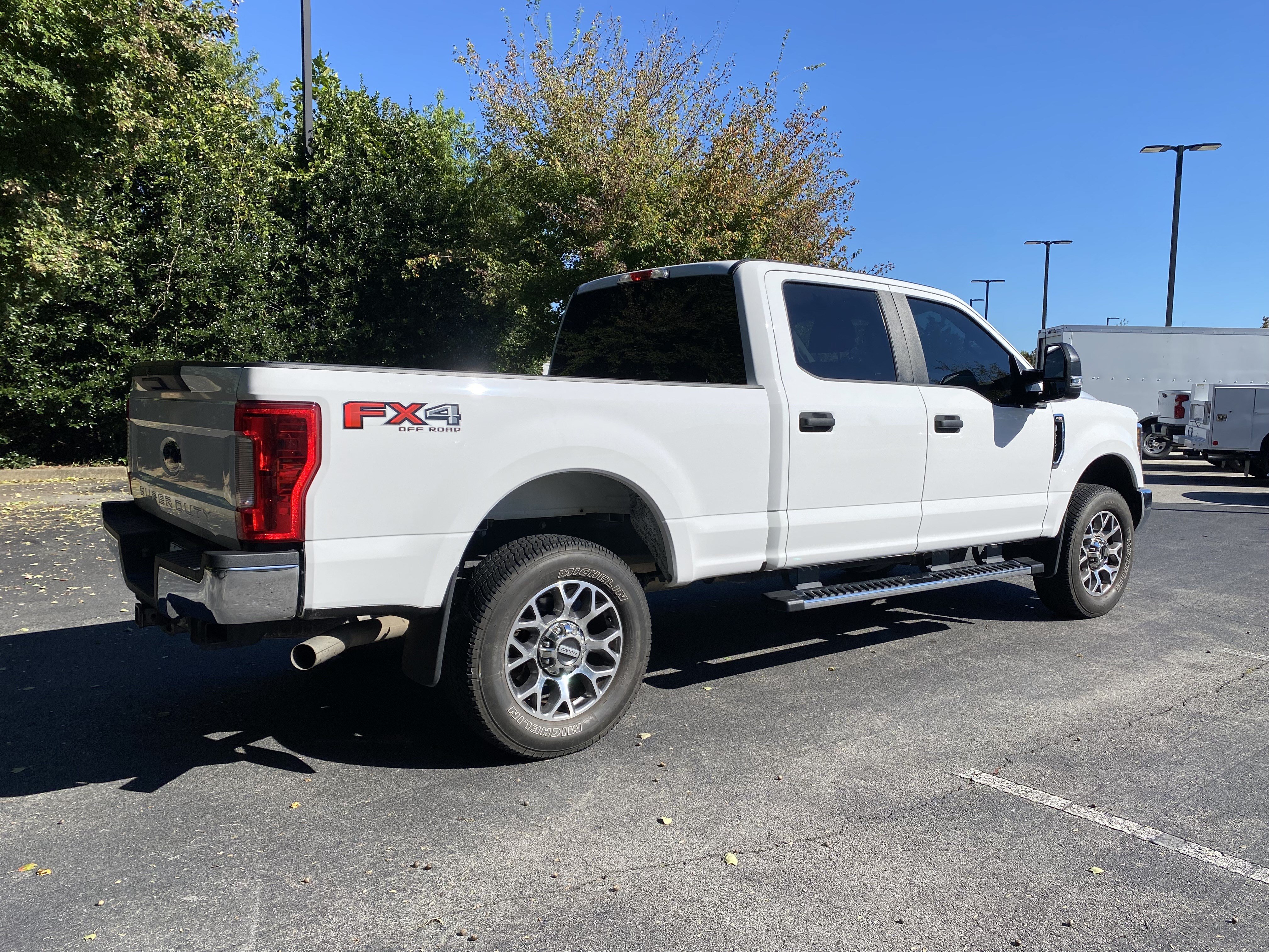 Used 2019 Ford F250 XL w/ STX Appearance Package AWD/4WD image 9