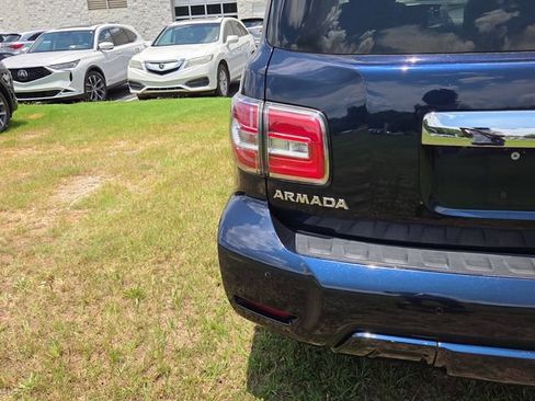 Used 2020 Nissan Armada Platinum w/ Captain's Chairs Package AWD/4WD image 12