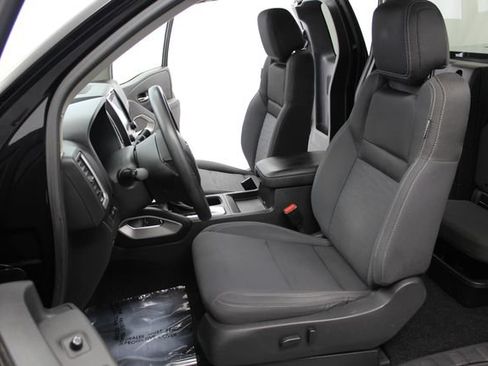 Used 2023 Nissan Frontier SV w/ Technology Package RWD image 16