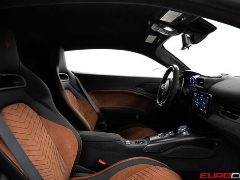 Used 2022 Maserati MC20 Coupe RWD image 42