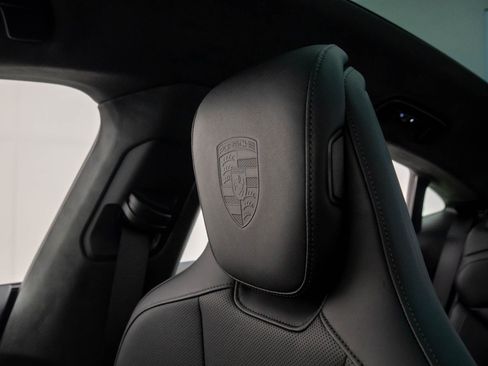 New 2026 Porsche Taycan GTS image 31