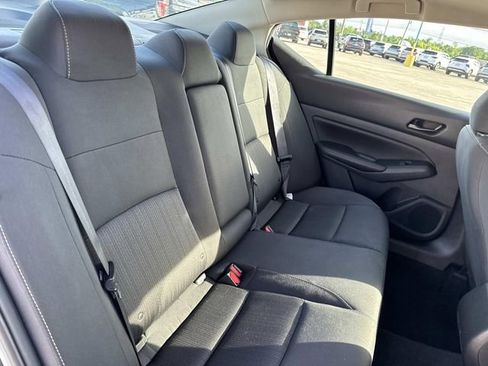 Used 2025 Nissan Altima 2.5 SV FWD image 21