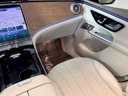 Certified 2023 Mercedes-Benz EQE 350+ SUV image 22