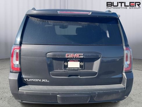 Used 2016 GMC Yukon XL SLT w/ Premium Edition image 9