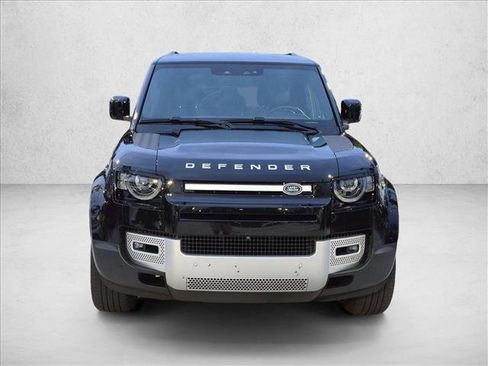Used 2025 Land Rover Defender 110 S AWD/4WD image 2