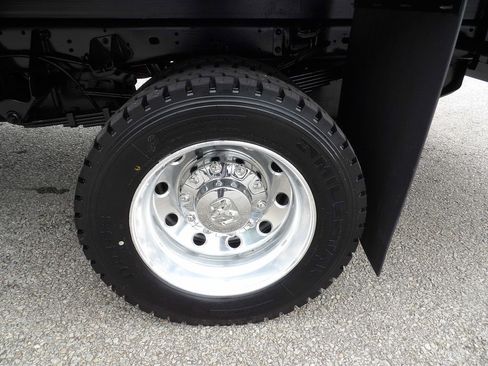 Used 2022 RAM 5500 SLT w/ Quick Order Package 2YG SLT AWD/4WD image 48