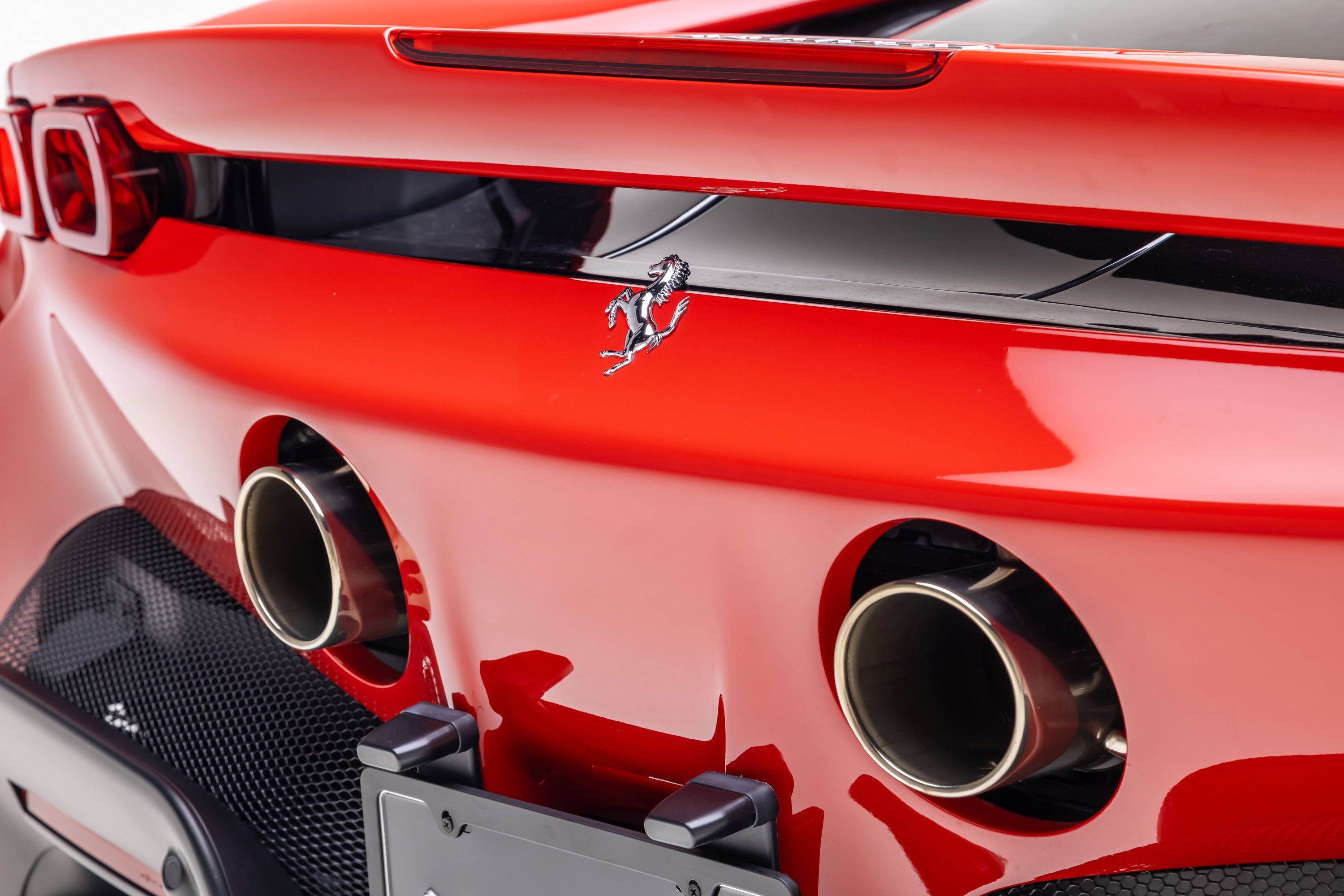 Certified 2022 Ferrari SF90 Stradale AWD/4WD image 22