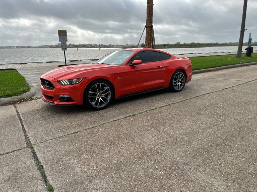Used 2015 Ford Mustang GT Premium RWD image 5