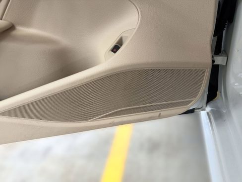 Used 2017 Volkswagen Passat 1.8T SE w/ SE Lighting Package image 22