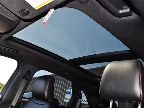 Used 2023 Ford Edge ST-Line AWD/4WD image 7