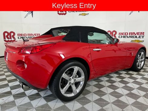Used 2007 Pontiac Solstice GXP w/ Premium Package RWD image 8