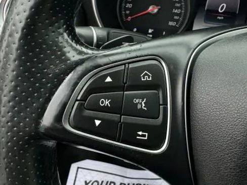 Used 2015 Mercedes-Benz C 300 4MATIC Sedan image 30
