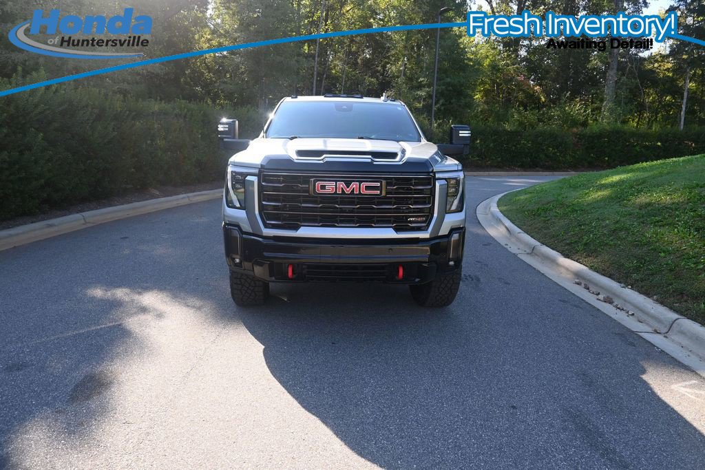 Used 2024 GMC Sierra 2500 AT4X AWD/4WD image 12