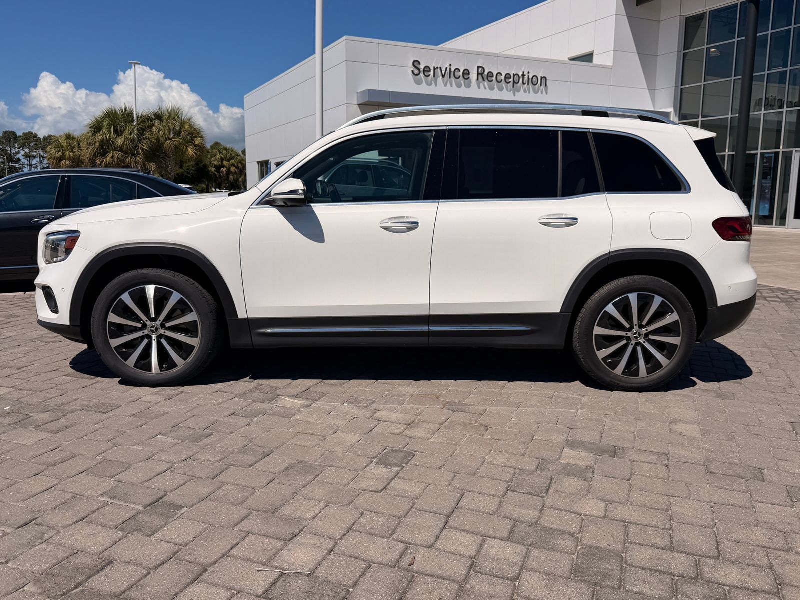 Certified 2023 Mercedes-Benz GLB 250 image 11