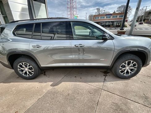 New 2025 GMC Acadia AT4 w/ Super Cruise Package image 8
