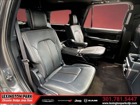 Used 2023 Ford Expedition Platinum AWD/4WD image 24