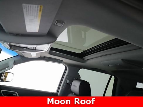 Used 2016 GMC Yukon Denali w/ Open Road Package image 18