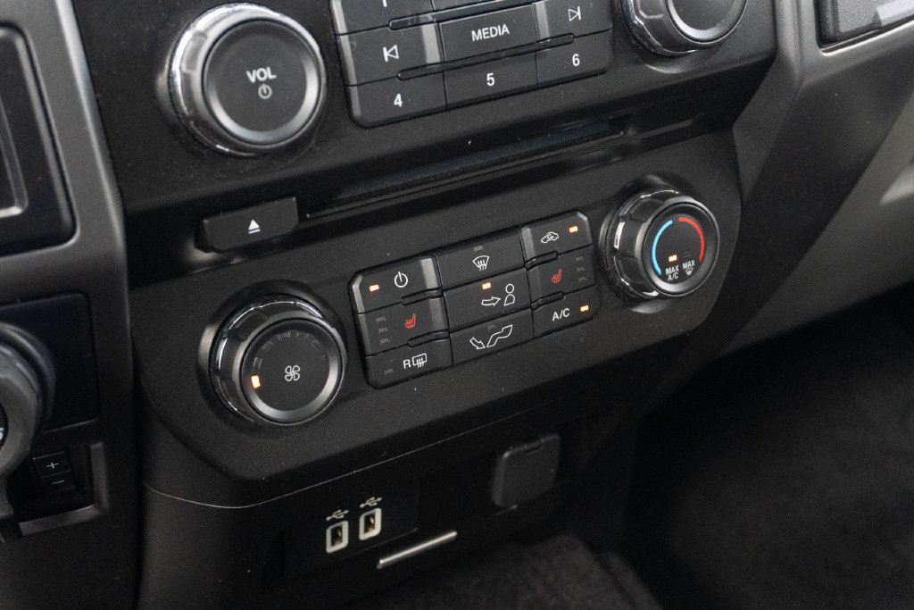 Used 2016 Ford F150 XLT w/ Equipment Group 302A Luxury RWD image 26