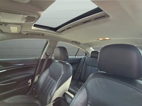 Used 2011 Buick Regal CXL Turbo w/ TO4 Preferred Equipment Group image 18