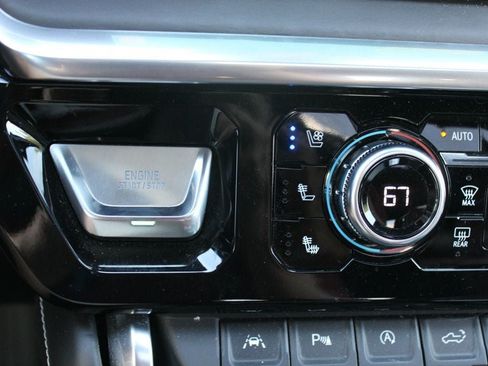 Used 2023 GMC Sierra 1500 Denali Ultimate AWD/4WD image 18