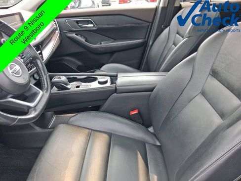 Used 2021 Nissan Rogue SL AWD/4WD image 13
