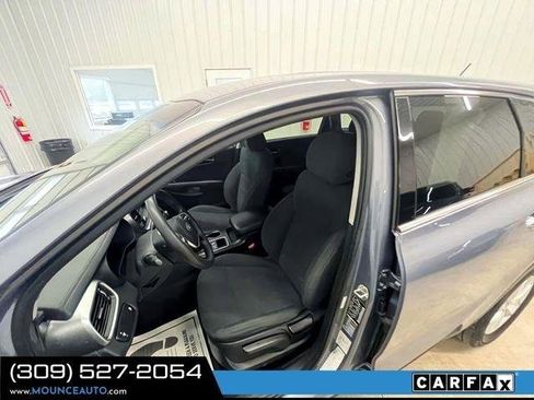 Used 2020 Kia Sorento LX image 17