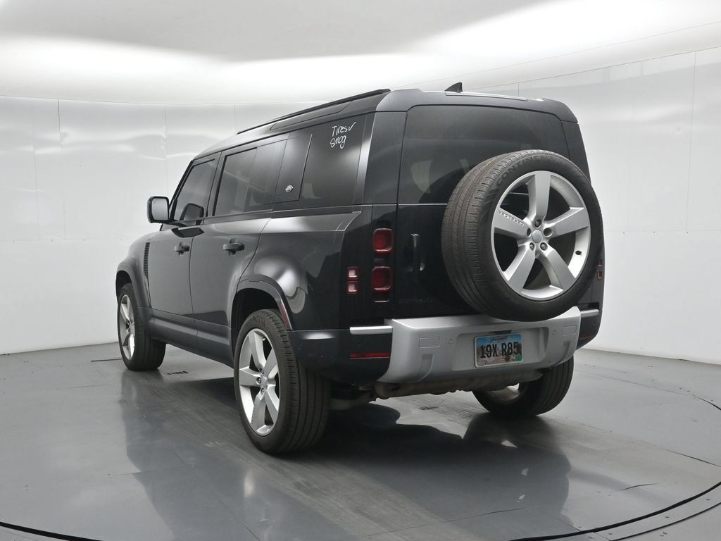 Used 2024 Land Rover Defender 110 S AWD/4WD image 19