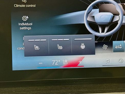 New 2026 BMW X5 xDrive50e w/ M Sport Package image 21